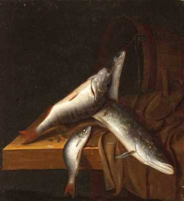 ₴ Репродукція натюрморт від 357 грн.: Прісноводна риба на дерев'яному драпірованому виступі, барило позаду