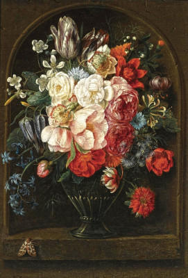 ₴ Репродукция натюрморт от 279 грн.: Натюрморт с букетом цветов в стеклянной вазе, стоящей в нише и бабочкой