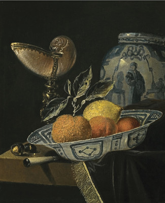 ₴ Репродукція натюрморт від 237 грн.: Апельсин, лимон і два персики в глибоку порцелянову миску на столі з килимом і кубок наутілус