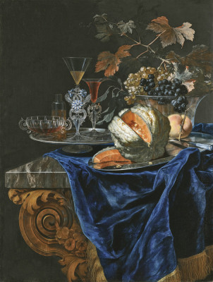 ₴ Репродукция натюрморт от 252 грн.: Дыня и персики на блюд, стеклянная чаша с виноградом, поднос с посудой на мраморной столешнице частично задрапированой синей тканью