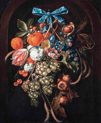 ₴ Репродукція натюрморт від 312 грн.: Гортензії, іпомея, тюльпан-папуга та інші квіти з виноградом, апельсинами, вишнею, ожиною, качанами, мушмулами та каштанами, з двома равликами, що звисають із синього банта
